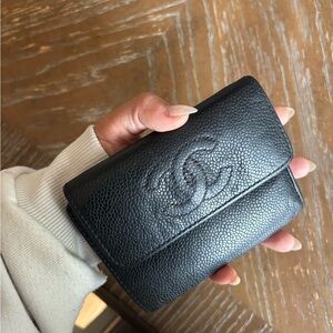 RESERVED - CHANEL Textured CAVIAR Black Leather Wallet Authentic $699 USED